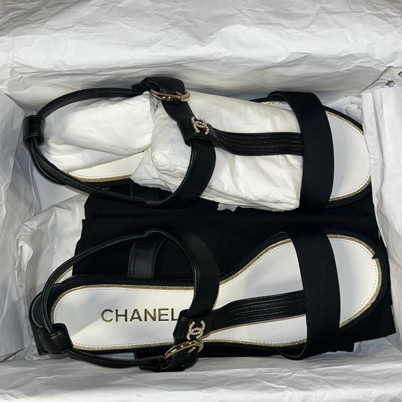 Authentic Chanel Open Toe sandals size 38 - Picture 2 of 12